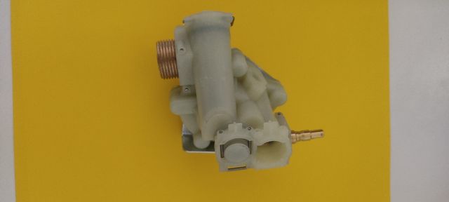 Cuerpo de agua para termo JUNKERS -BOSCH, nuevo