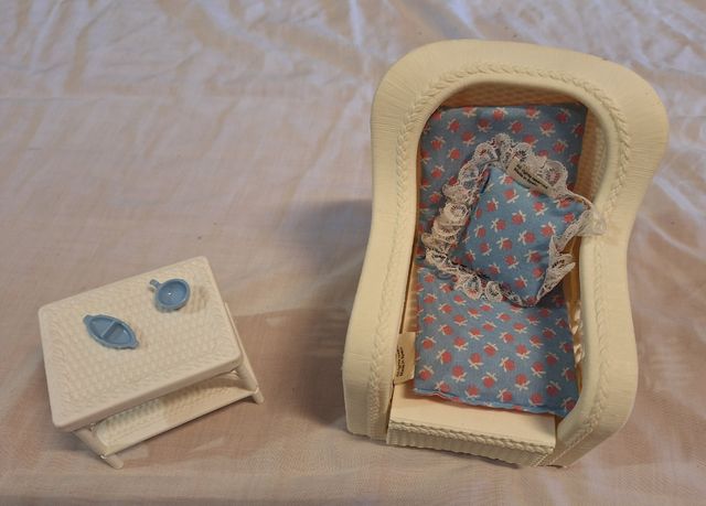 Poltrona estensibile e tavolino vintage Barbie Mattel