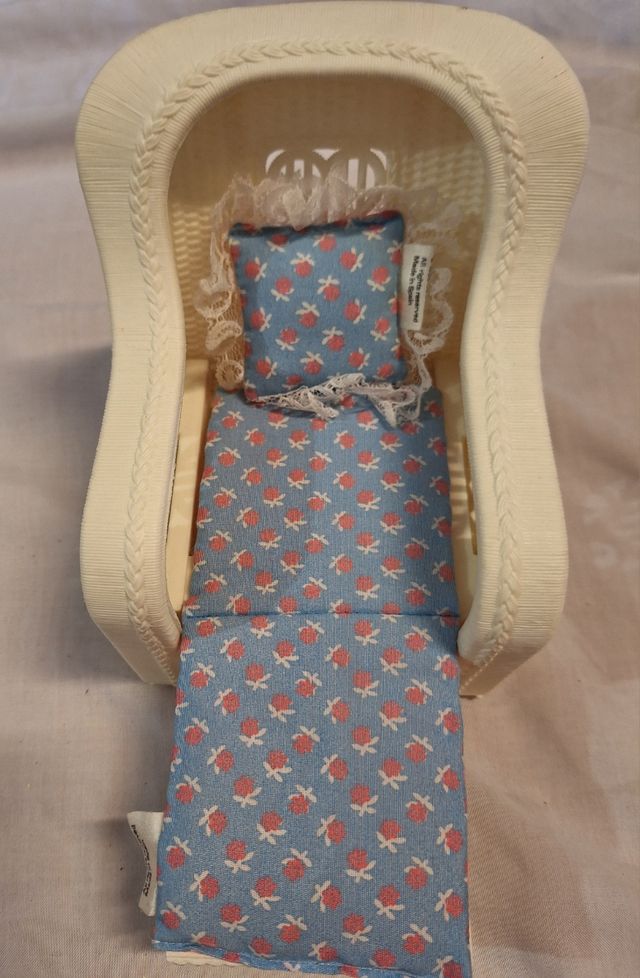 Poltrona estensibile e tavolino vintage Barbie Mattel