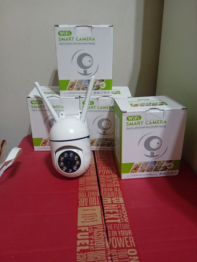 4 Cámaras WiFi Inteligentes