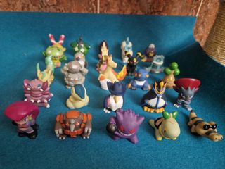 Figuras Pokemon Finger Puppets Bandai 2006. 97 uds