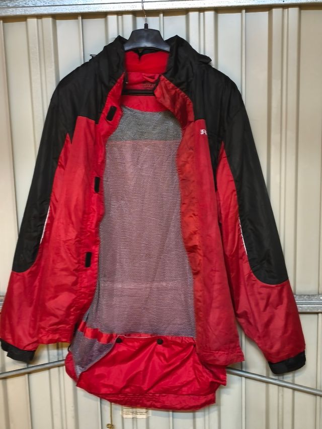 Chubasquero rojo-negro Racing