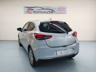 Mazda 2 2021