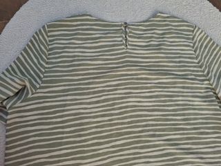 Blusa rayas verde-blanco T48. Medidas en descripci