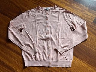 Suéter Uniqlo rosa, talla M