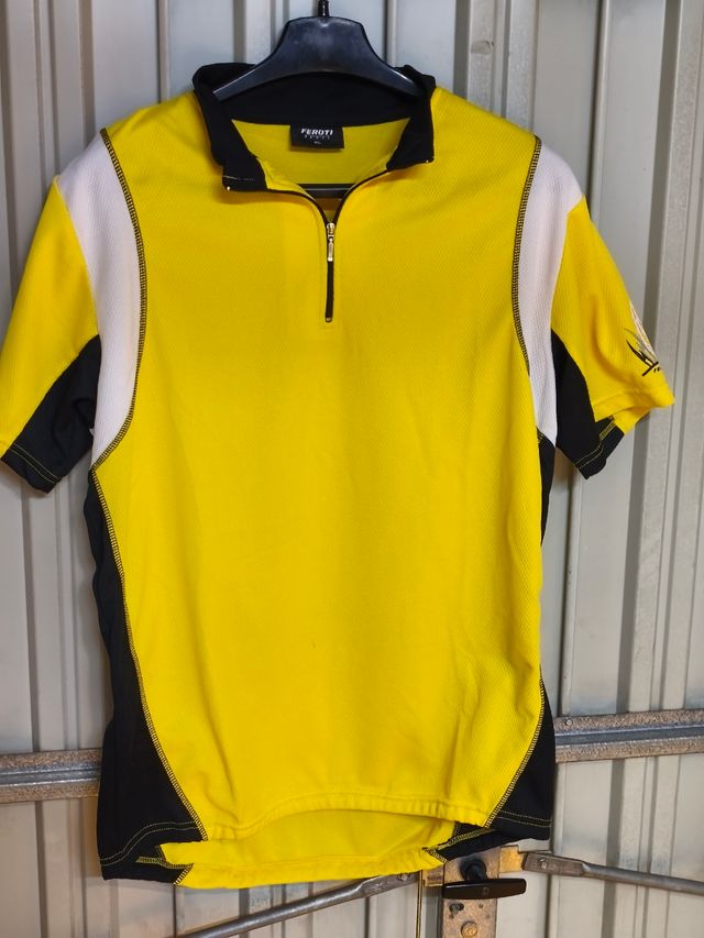 2 maillots ciclismo: Forum y Ferroti.