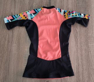 Camiseta solar infantil OLAIAN. Talla 7 años