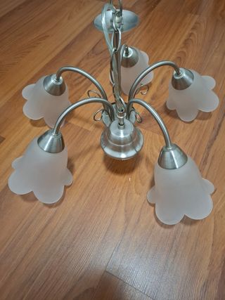 2 Lámparas techo plata - Cristal
5 y 3 apliques
