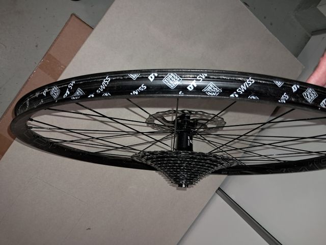 Ruedas 27,5  MTB / Gravel Dt Swiss - Mavic.