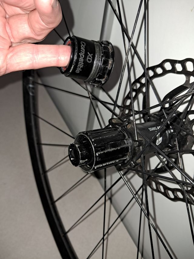 Ruedas 27,5  MTB / Gravel Dt Swiss - Mavic.