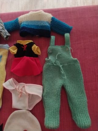 Ropa para muñecas Nancy y Nenuco