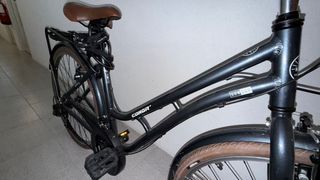 Bicicleta paseo mujer clásica CONOR