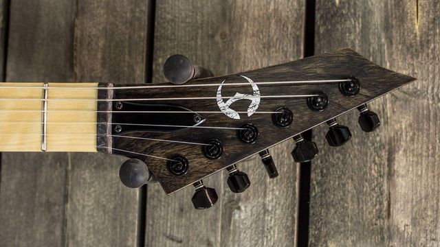 Guitarra eléctrica Kiiras Custom