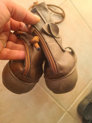 Sandali estivi in pelle marrone