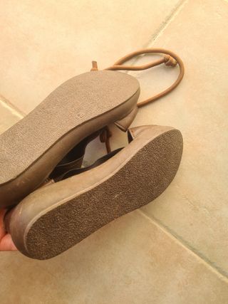 Sandali estivi in pelle marrone