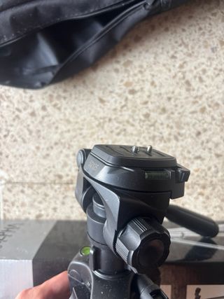 Trípode ALPHA DESIGN 2500