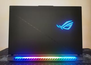 Asus ROG Strix Scar 18, 4090, i9, 32 GB RAM, 1TB