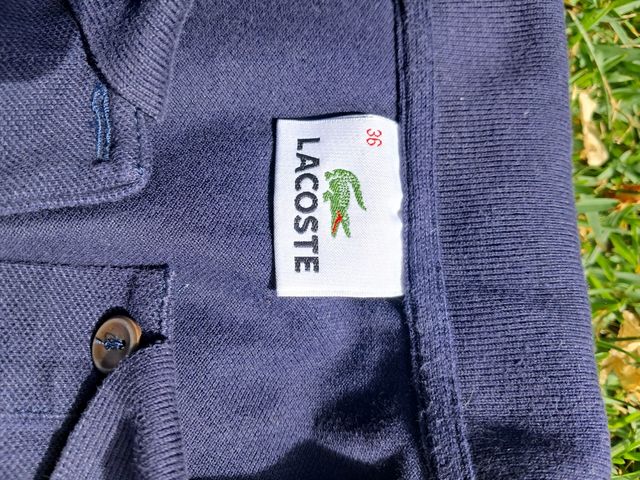 Polo Lacoste azul talla S PRECIO NEGOCIABLE 
