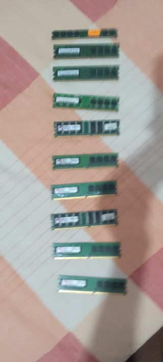 9 Módulos RAM 1GB DDR2
