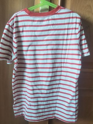 Camiseta GAP rayas rojas y blancas