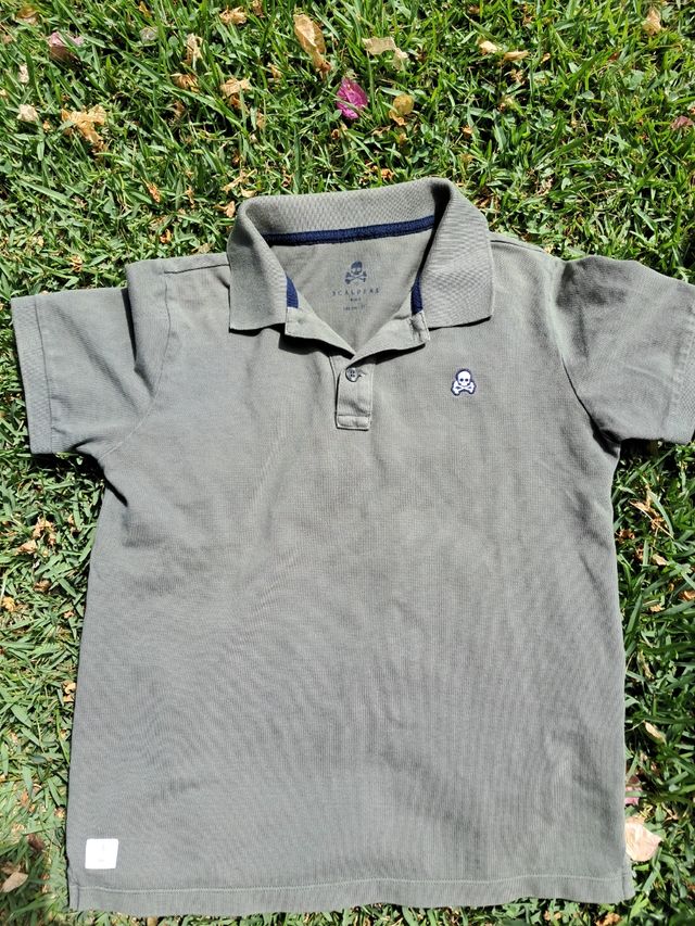 Polo Scalpers niño talla M PRECIO NEGOCIABLE 
