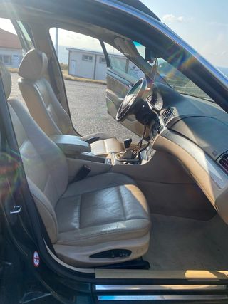 BMW 330xi X-Drive e46 touring