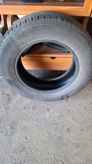 !!Neumáticos 195/65 R15 95H NUEVOS!!