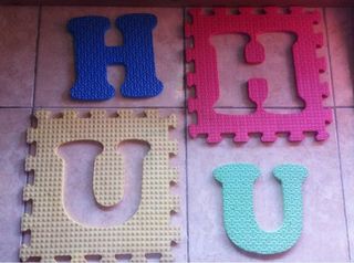 Alfombra puzzle ABC con letras extraíbles