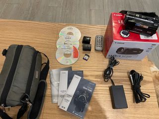 Canon Legria HF200  Regalo tripode profesional 