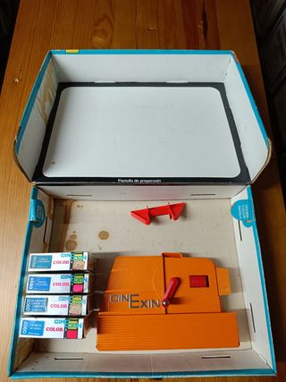 Proyector Cinexin 8mm Disney, averiado.