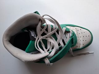 Nike Air Force 1 Mid - Verdes y Blancas