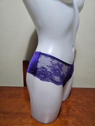 Braguita encaje morado Victoria's Secret