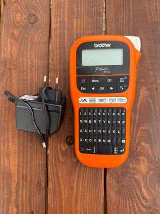 Etiquetadora BROTHER P-touch E110
