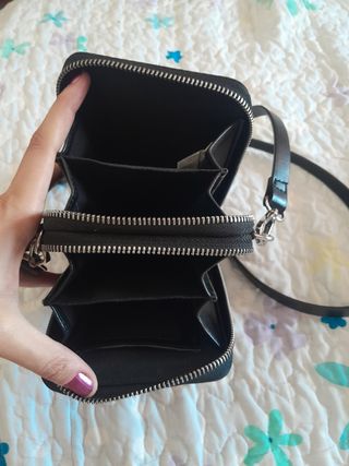 Bolso Parfois negro pequeño pero espacioso