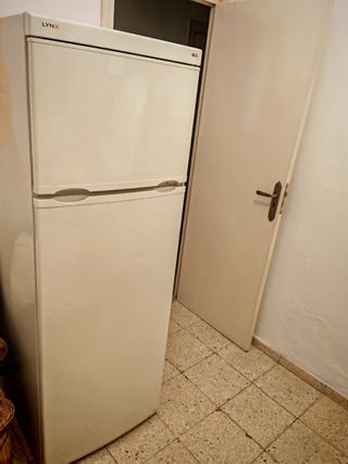 Nevera Lynx - Refrigerador congelador
