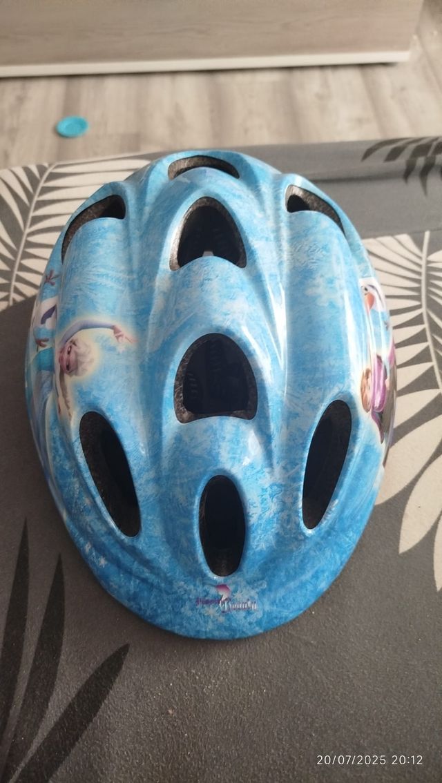 Casco bici Frozen niña