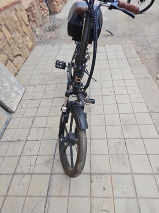 Bicicleta eléctrica Biwbik plegable