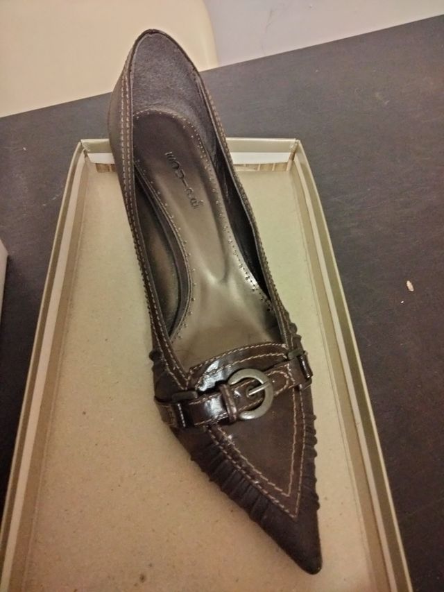 Dos pares de zapatos fiesta mujer talla 40