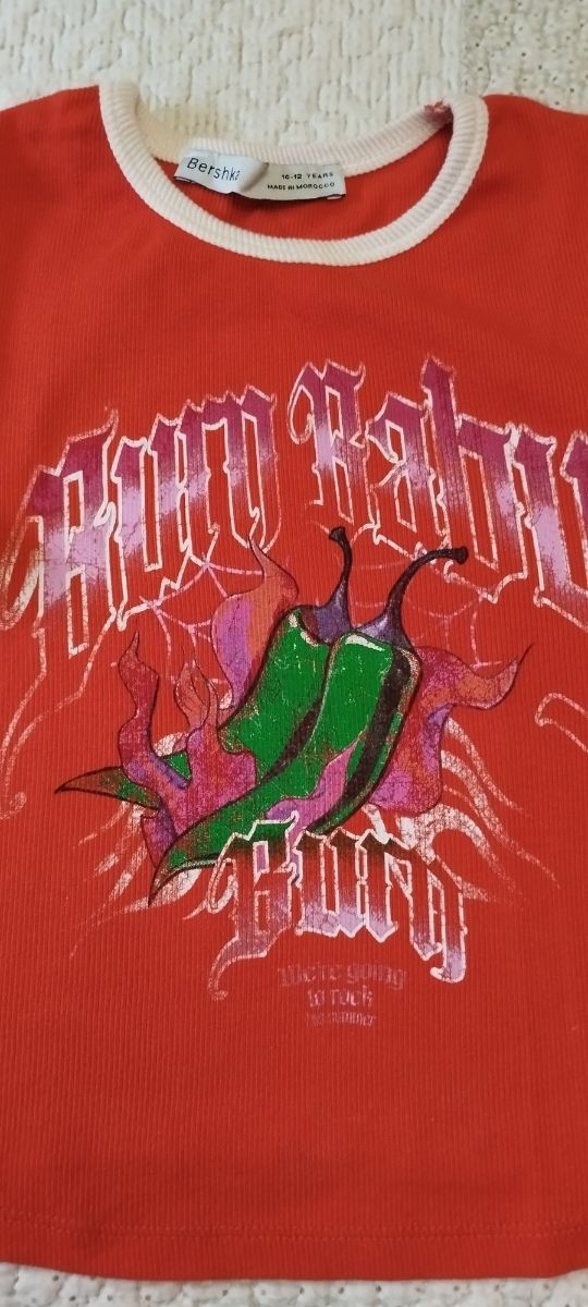 Camiseta Bershka niña roja - Talla 11 años