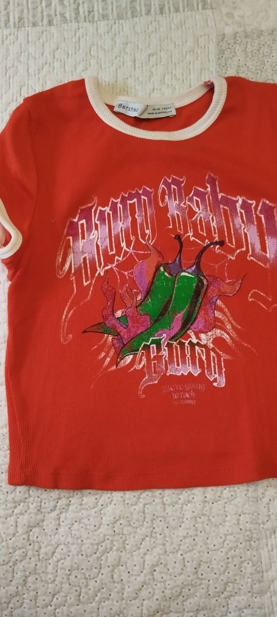 Camiseta Bershka niña roja - Talla 11 años