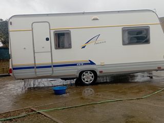Caravana Bursnet 