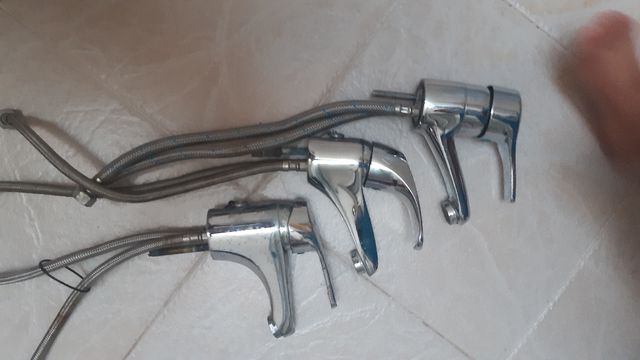 4  Grifos Baño Cromados