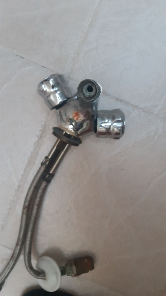 4  Grifos Baño Cromados