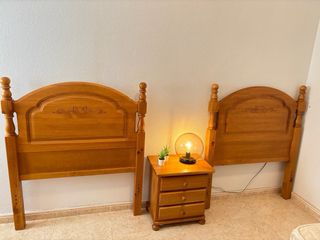 juego 2 Cabezales cama 90cm + mesita madera maciza