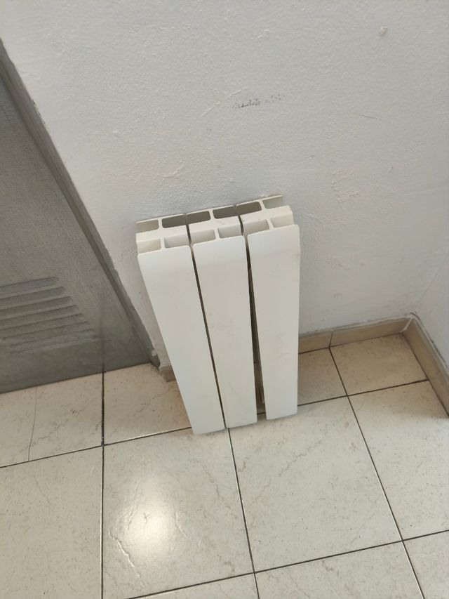 Radiador Xian 600 blanco - 3uds