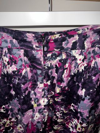 Minifalda estampada morada