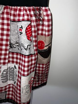 Minifalda roja y blanca - Temática cocina