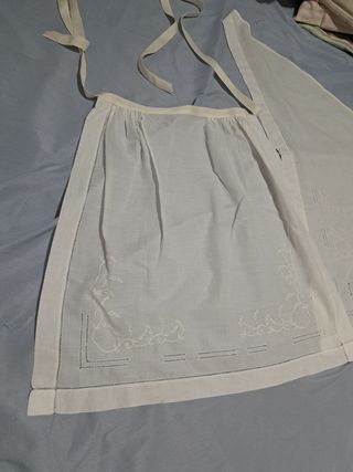 Manteletas de niña ,blancas