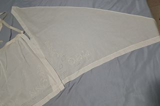 Manteletas de niña ,blancas