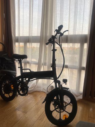 Bicicleta eléctrica plegable